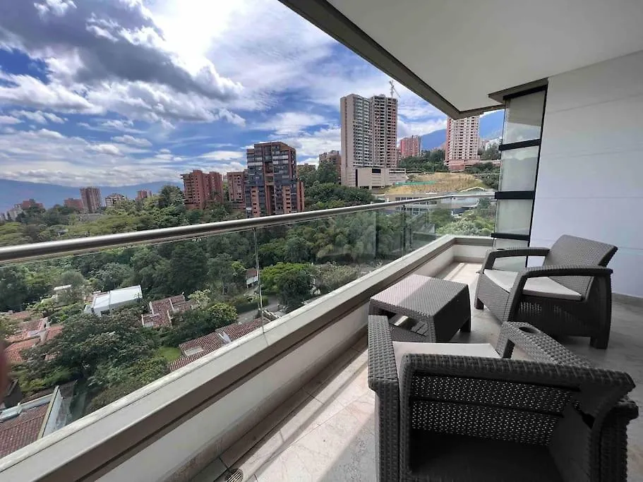 מדיין 701, Beautiful Apartment In Heart Of El Poblado + View! 0*,  קולומביה