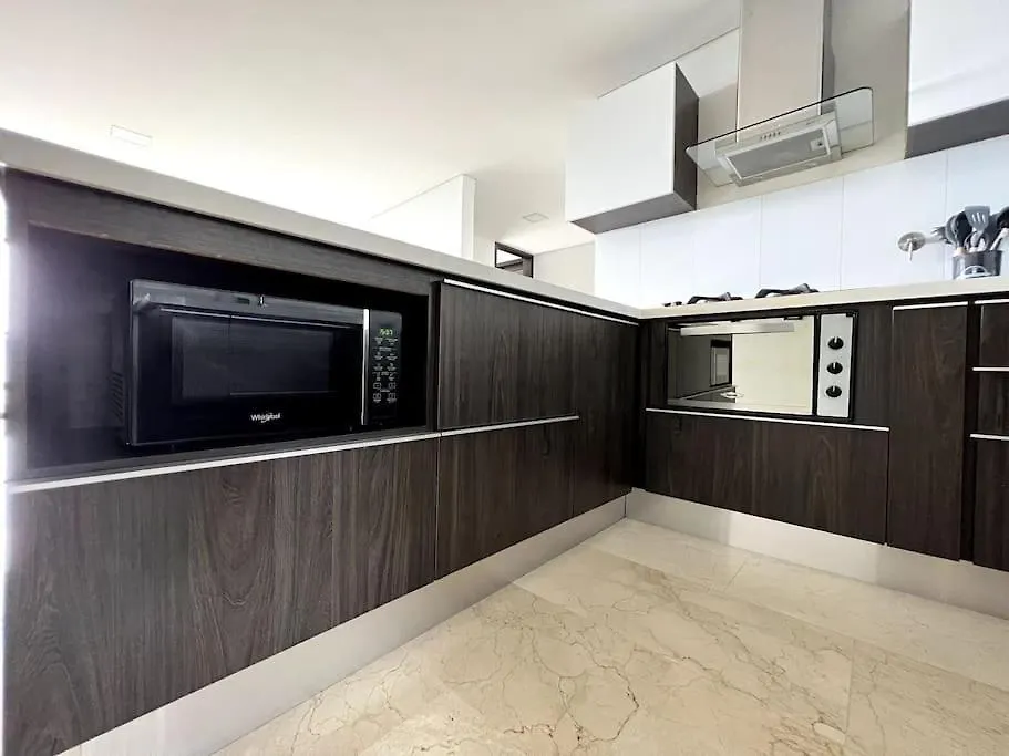 701, Beautiful Apartment In Heart Of El Poblado + View! Medellin Colombia