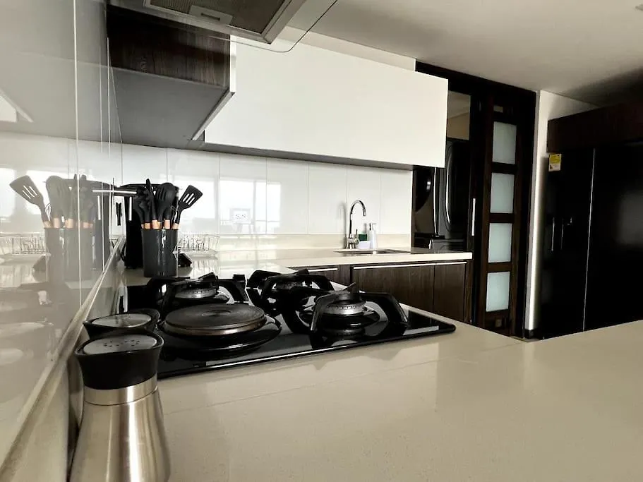 701, Beautiful Apartment In Heart Of El Poblado + View! Medellin