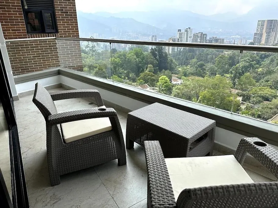 701, Beautiful Apartment In Heart Of El Poblado + View! Medellin Colombia
